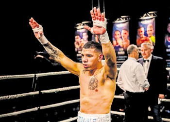 Boxeo: Flores volvió a ganar en España