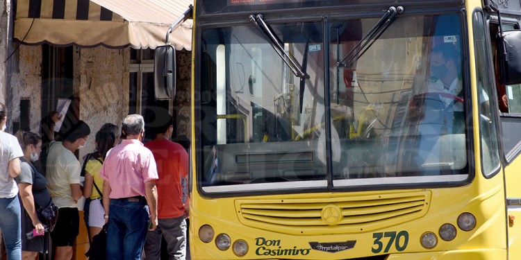 MOVIDA. En el Departamento Capital, el negocio incluye una inyección millonaria de subsidios de la Provincia y los municipios.