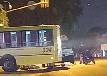 Motociclista murió en choque con colectivo en Posadas