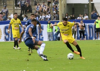 Crucero del Norte rescató un importante punto en Salta