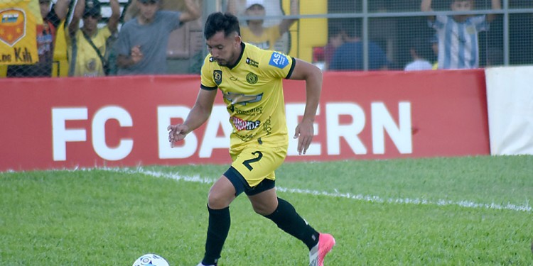 AFIANZADO. Portillo es uno de los referentes en la defensa del Colectivero.