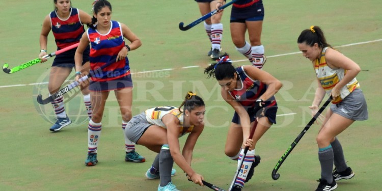MAÑANA SIGUE LA ACCIÓN. Los tres misioneros se metieron en semis. Van por más.