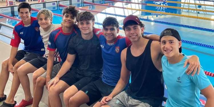 EXPERIENCIA. Los chicos están felices porque sostuvieron sus tiempos.