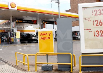 Pasan los días y el precio de la nafta continúa subiendo sin freno