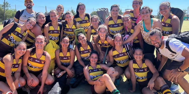 HAY EQUIPO. Las chicas de Primera de Tacurú tendrán su debut mañana después de un verano a pura preparación.