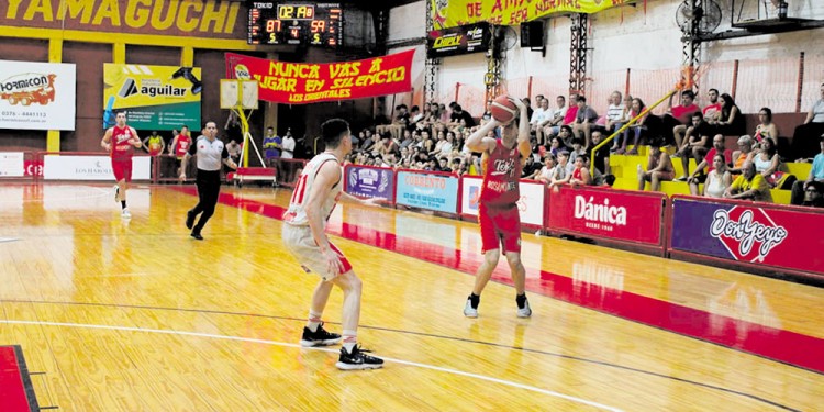 EN CASA, IMBATIBLE. Tokio mantiene el invicto en condición de local. (Gentileza: B. Dinelli/ Prensa Tokio)