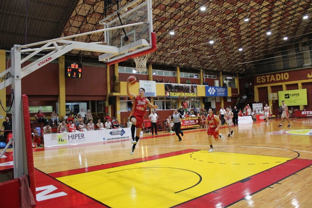 Tokio busca volver a hacerse fuerte en su "Templo" Primera Edición