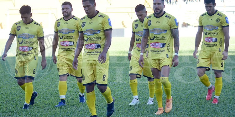 MANTIENE EL INVICTO. Si bien el conjunto que conduce Pedro Dechat todavía no pudo ganar, lleva tres empates seguidos y todavía no conoce derrotas.