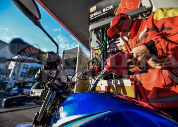 Nuevo golpe al bolsillo: el litro de nafta premium superó los $275 en Misiones