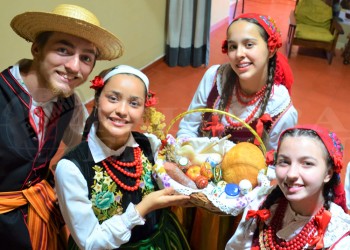 Apóstoles se prepara para la bendición de alimentos