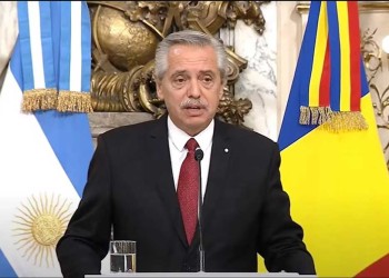 Alberto Fernández culpó a la “derecha argentina” por la suba del dólar