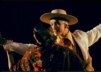 Marinoni: “Es necesario usar el arte para salirnos de lo cotidiano”