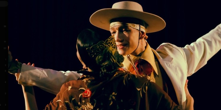 LA DANZA DE FIESTA. Esta noche el Ballet Folklórico celebra sus 7 años con una gala especial con entrada gratuita.