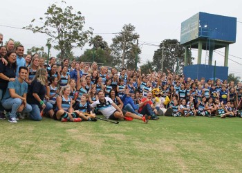Oberá estrenó la cancha sintética de hockey
