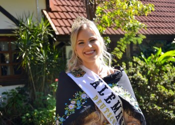 Las colectividades de Oberá comenzaron la búsqueda de sus nuevas representantes