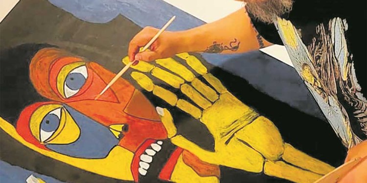 ARTE FOR EXPORT. Después de realizar una serie de exposiciones en Medio Oriente, Quintanilla presentó  algunas de sus obras en el“Art Shopping París 2023”.