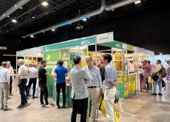 La yerba en la feria de negocios de golosinas, alimentos y bebidas