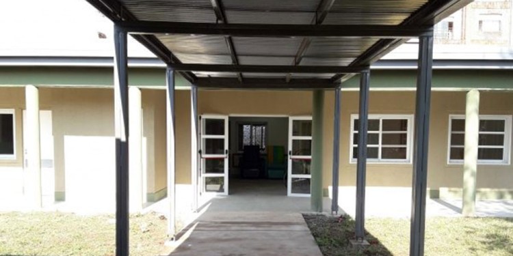 MONOCLÍNICO. Por su patología, la anciana requiere alimentación nasogástrica y atención especial en el Hospital Geriátrico.