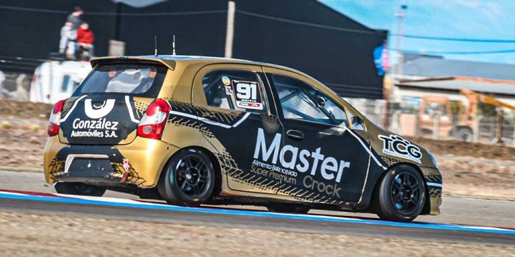 A SEGUIR ESCALANDO. Iñaki Beitia irá por más puntos a Paraná, para seguir prendido en el campeonato de la C2