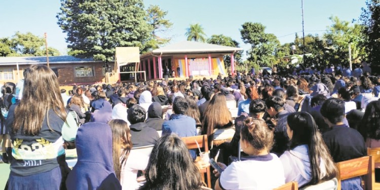 PRESENTACIÓN. Estudiantes del BOP 21 anunciaron las fechas y detallaron cómo será la dinámica del congreso este año.
