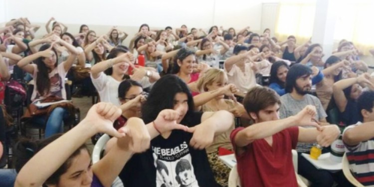 SUMAR RECURSO HUMANO. La carrera que se dicta en Humanidades tuvo sus primeros 18 graduados.