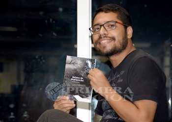 César Batista presenta su libro “Relatos de Medianoche”