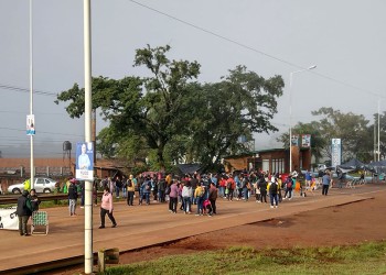 Corte total de la ruta nacional 12 en Montecarlo