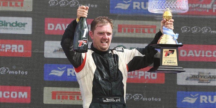 DESDE ARRIBA. El eldoradense, otra vez protagonista en la categoría mayor. (Prensa APTP).