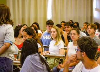 La inteligencia artificial, en el eje del debate de las universidades