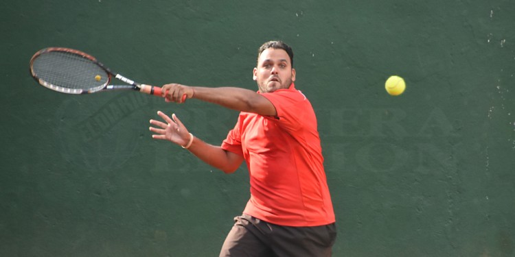 PROMESA DE “PARTIDAZO”. El experimentado Yegros Codiani jugará hoy ante el mejor preclasificado del certamen.