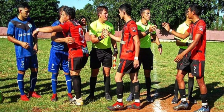 POR LA CIMA. Atlético Demisiones buscará un triunfo para seguir arriba.