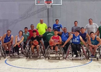 Salen a jugar de locales