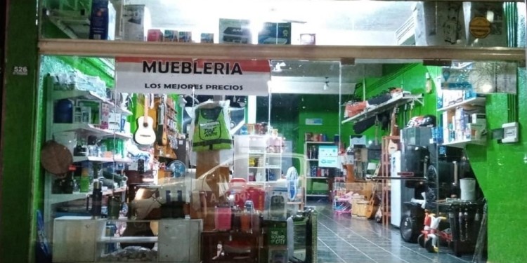 LUGAR. Los dueños notaron el hurto al cerrar el local al mediodía.