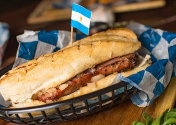 Argentina volvió a gritar campeón: El choripán es el “mejor hot dog” del mundo