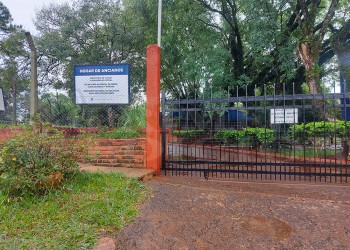 Oberá: de 23 adultos mayores, solo una recibe visitas de sus familiares en el asilo