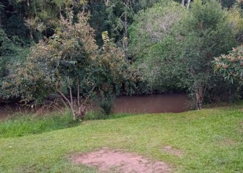 Joven se ahogó en aguas del arroyo Tupicuá en Wanda