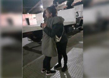 Se reencontró con su madre la joven obereña que era intensamente buscada