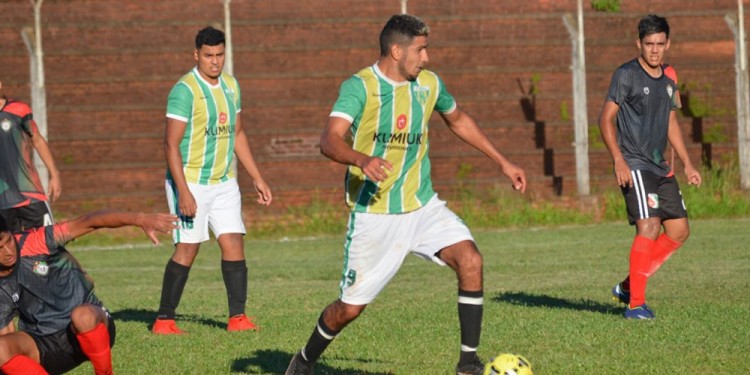 EN JUEGO. El último finde se disputó la sexta fecha de la Liga Obereña.