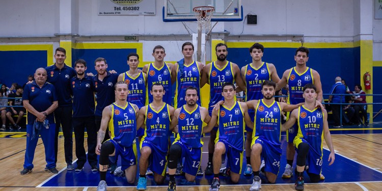 NO PIERDE LA FE. En la temporada que marcó el regreso a la Liga Federal, el Auriazul mantiene el rumbo deportivo. (Gentileza: Prensa Mitre)