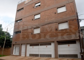 El dueño no estaba, forzaron la puerta y se llevaron $100 millones