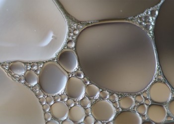 El teflón cumple 87 años: cómo fue su descubrimiento por casualidad