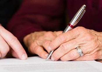 Testamentos: ¿Puedo beneficiar a terceras personas? ¿Mejorar a un heredero?