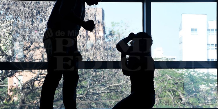 PRESTAR ATENCIÓN. Los especialistas recomiendan chequear toda información posible sobre las propuestas laborales que suelen ser muy tentadoras porque detrás de ellas suelen operar las redes de trata de personas.