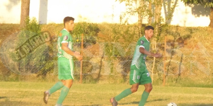 RECUPERACIÓN. Rápidamente el líder sacó a relucir su fútbol y ganó.
