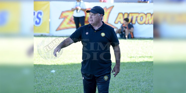 OPCIONES. Dechat analiza alternativas para reconfigurar la defensa.