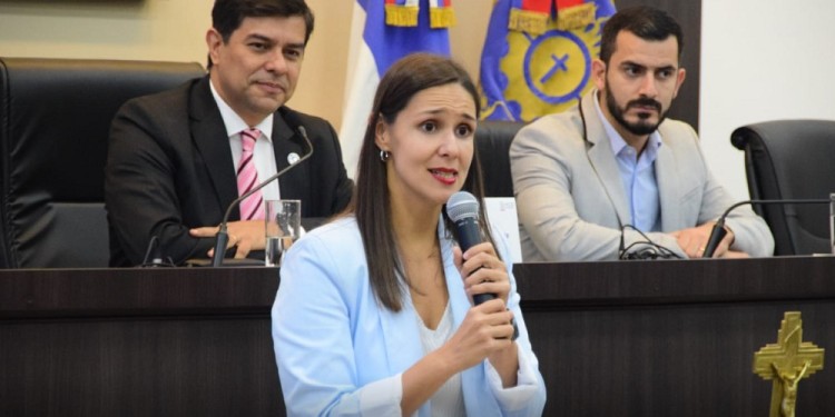 MARIELA DACHARY. “Trabajamos en equipo para acompañar a cada una de  las parlamentarias”, dijo.
