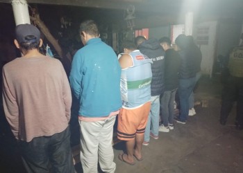 Allanaron narcokiosco, incautaron droga y demoraron a ocho personas
