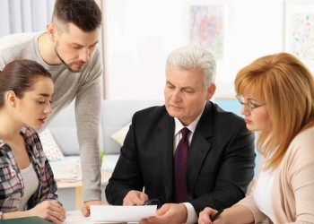 ¿Cómo regular los vínculos familiares dentro de la empresa?