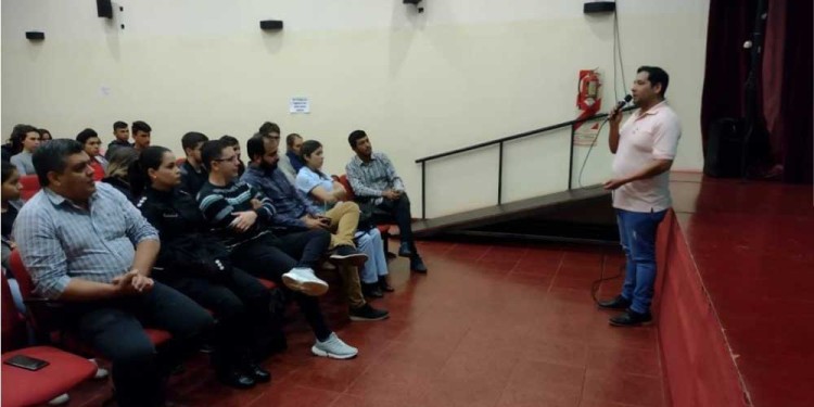 OFERTA. La Expo Carreras recorrerá los municipios llevando la oferta académica.