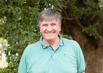 “Escucharía una oferta del Frente Renovador”